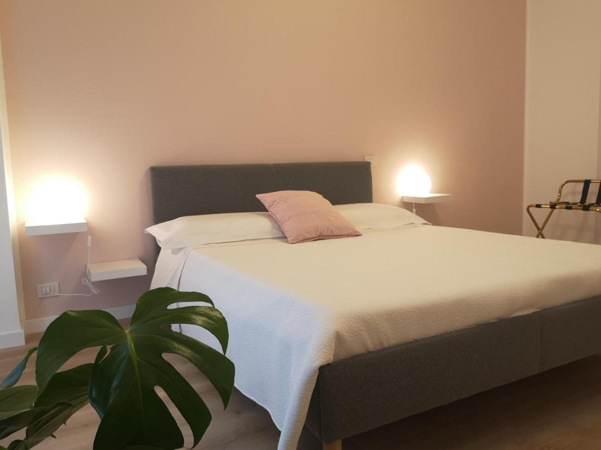Apartament So Fine Petruzzelli Flat Bari Zewnętrze zdjęcie