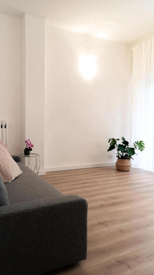 Apartament So Fine Petruzzelli Flat Bari Zewnętrze zdjęcie